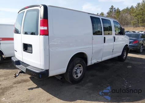 2019 Chevrolet Express 2500 Work Van from USA, damaged, VIN 1GCWGAFP0K1364688